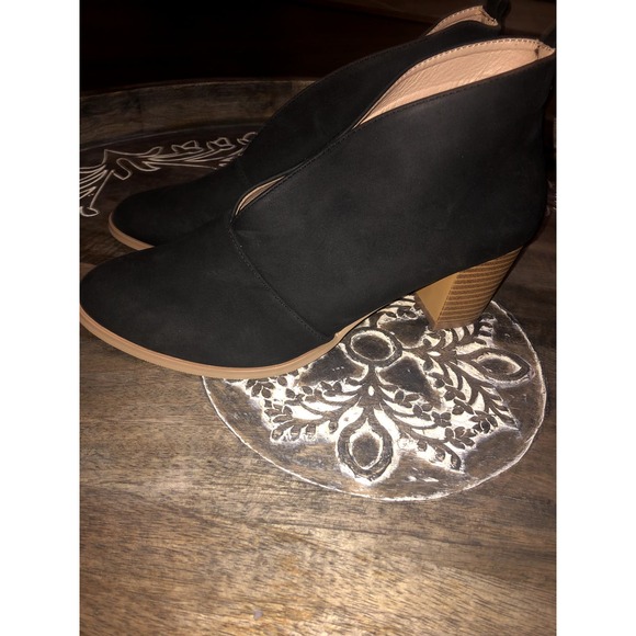 Women's Booties - Picture 2 of 6